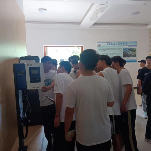 數(shù)字文化創(chuàng)意內(nèi)容應(yīng)用服務(wù) 2021級與2022級電子信息工程專業(yè)見習(xí)活動紀實